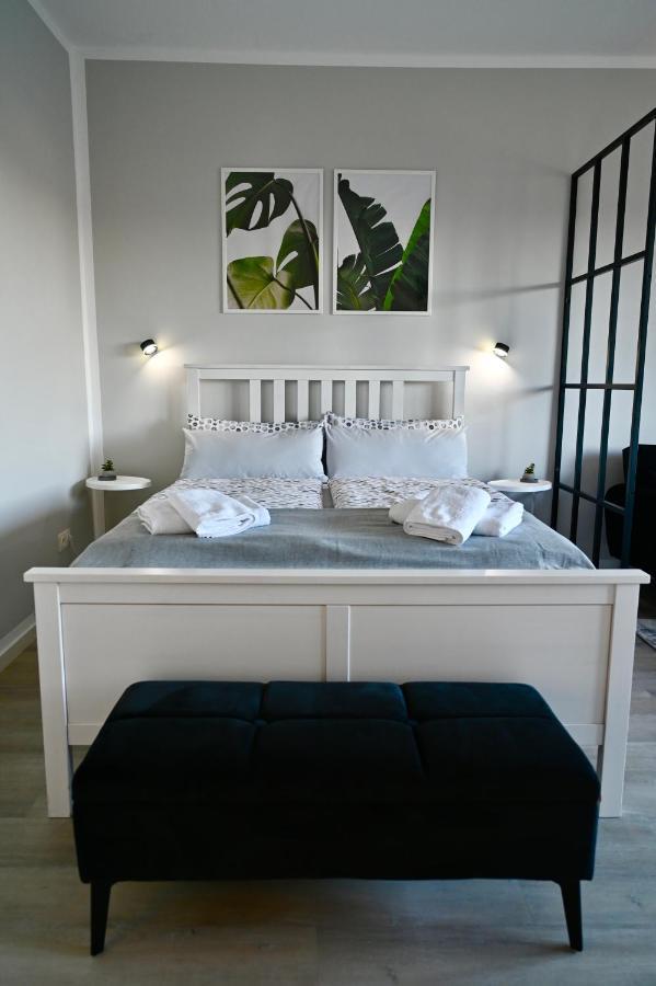 Modernes Apt Mit Direkter Anbindung Zur City Und Messe Hannover Exterior photo